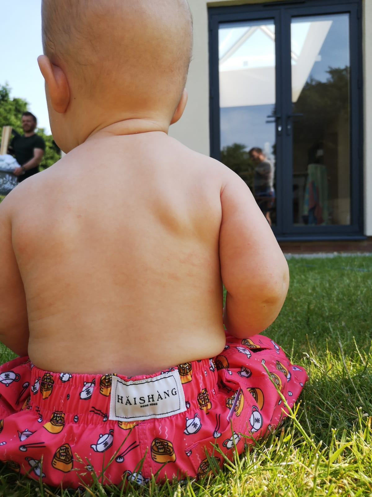 Suns Out Buns Out (Kids)