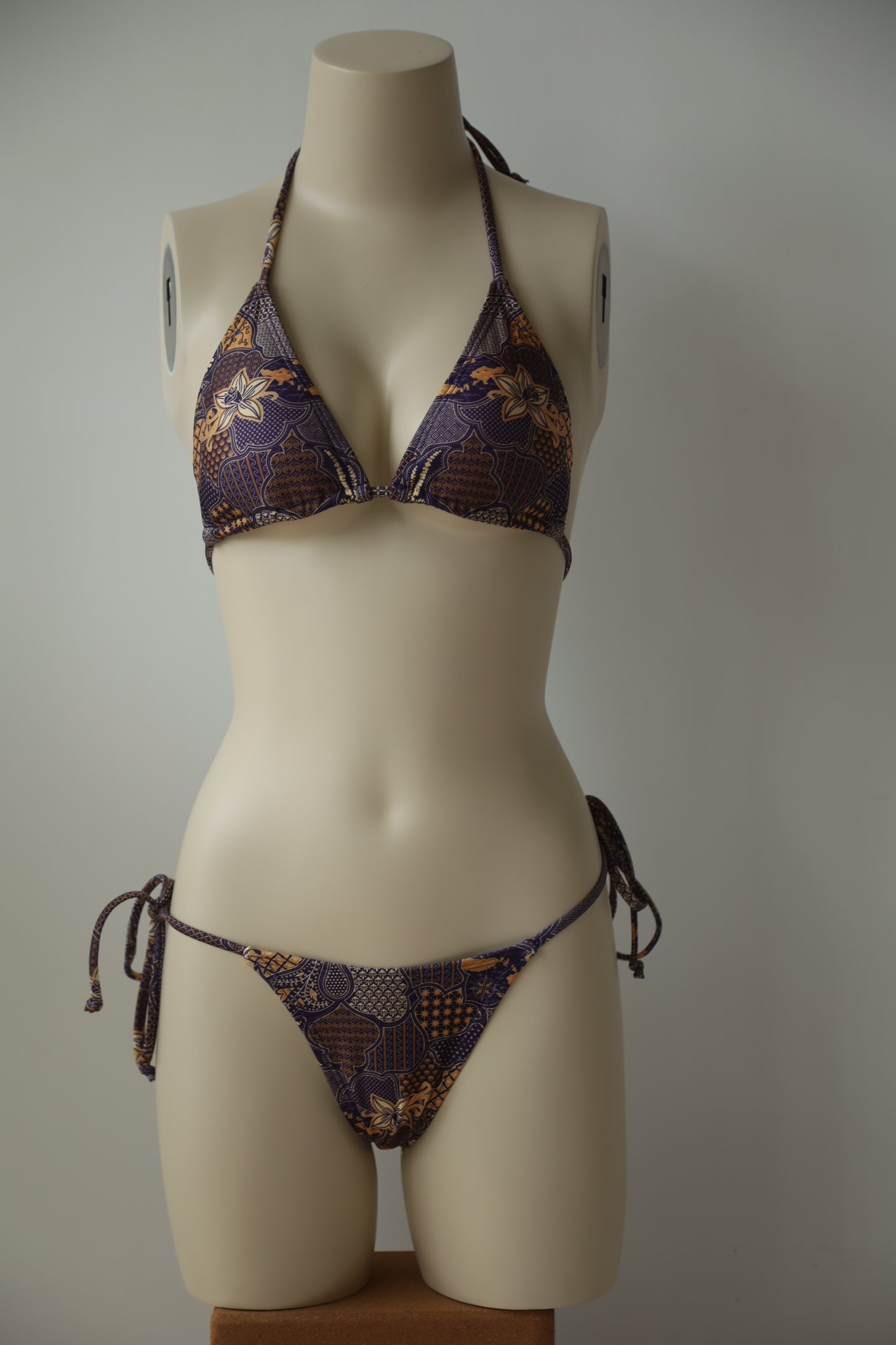 Batik Bikini